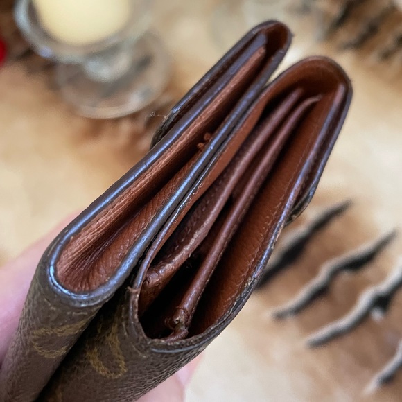 Vintage Louis Vuitton Canvas Bifold Wallet - France 92 - Picture 7 of 14